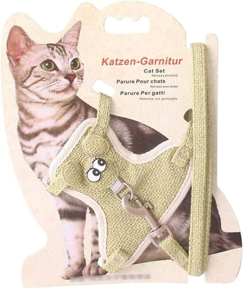 Cat harness and lead set on a packaging with a cat illustration