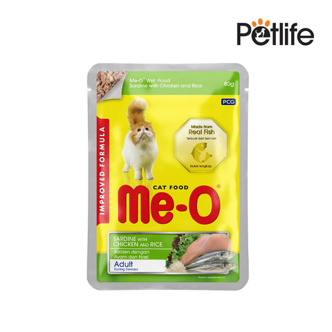 Cat food package with 'Me-O' branding on a white background